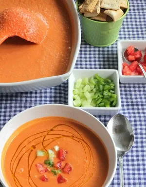 Gazpacho: Disfruta de un Delicioso Placer Veraniego